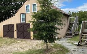 Eden Farm: Private Studio Minutes From Salisbury